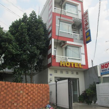 Ngoc Phuong Hotel Bao Loc Buitenkant foto