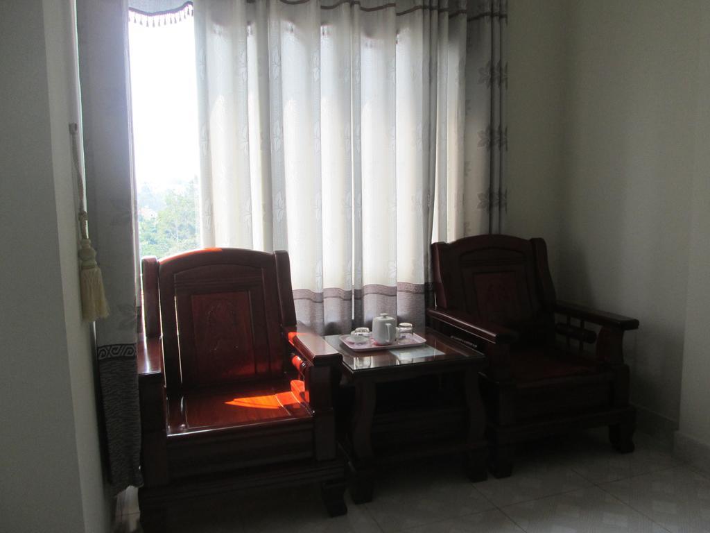 Ngoc Phuong Hotel Bao Loc Buitenkant foto