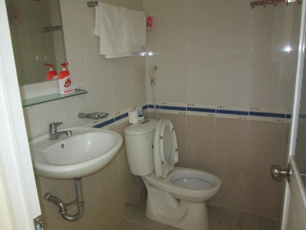 Ngoc Phuong Hotel Bao Loc Buitenkant foto